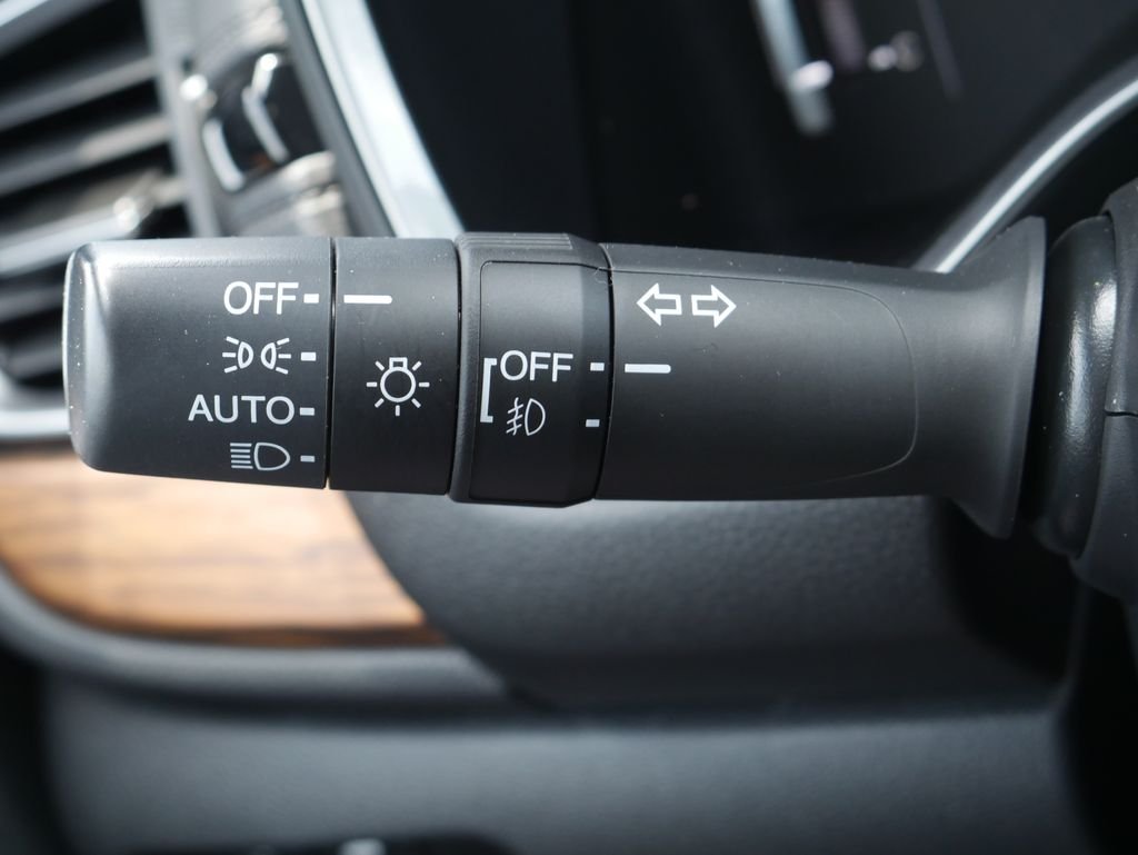 Used 2021 Red Honda Touring image 30