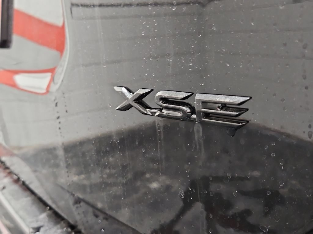 New 2026 Midnight Black Metallic Toyota XSE image 9