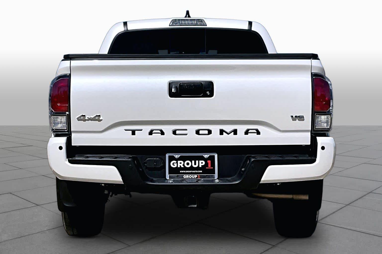 Used 2023 Wind Chill Pearl Toyota Limited image 5