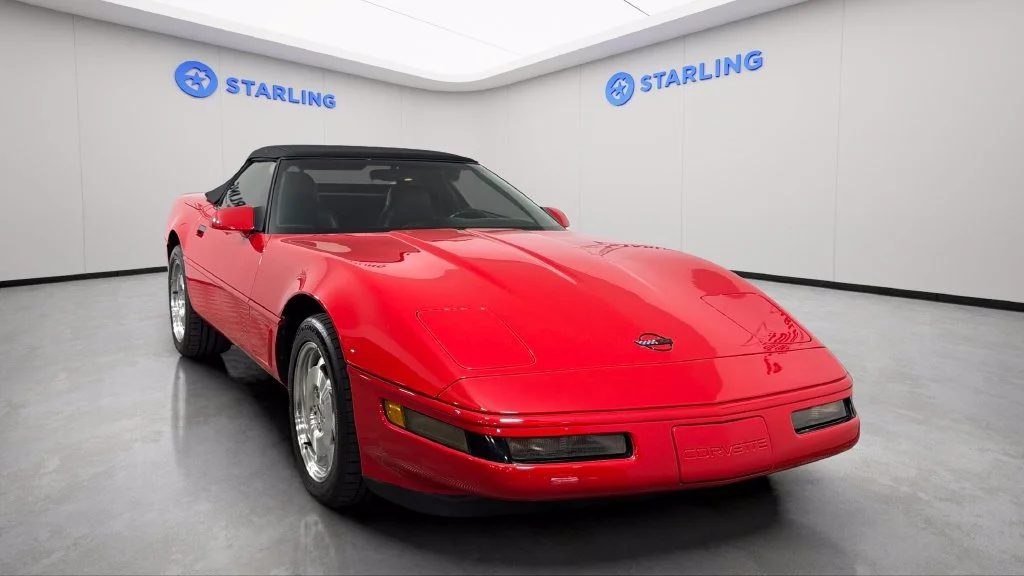 Used 1995  Chevrolet 2dr Convertible image 16