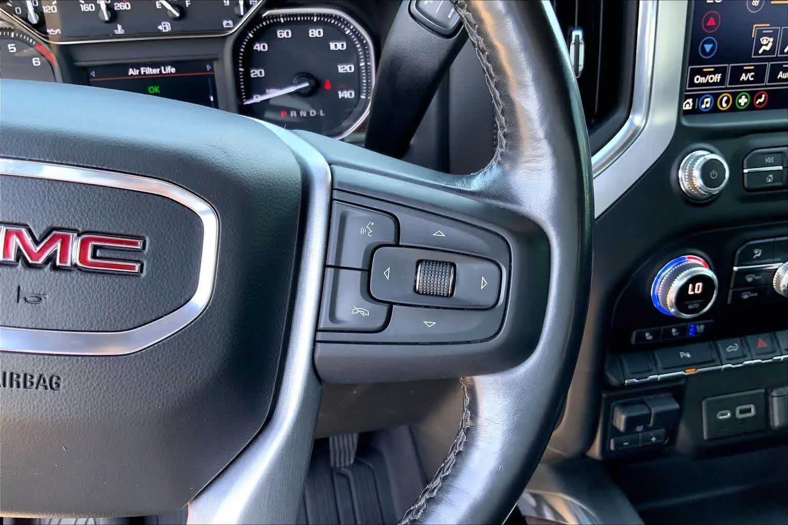 Used 2022 Cardinal Red GMC SLT image 24