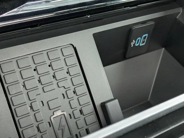 New 2026 Glacier Gray Metallic Tri-Coat Ford Lariat image 58
