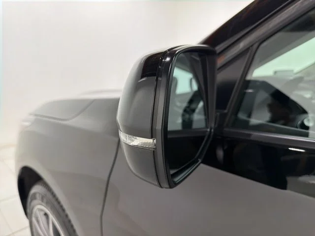 Certified Used 2023 Majestic Black Pearl Acura Technology Package image 9