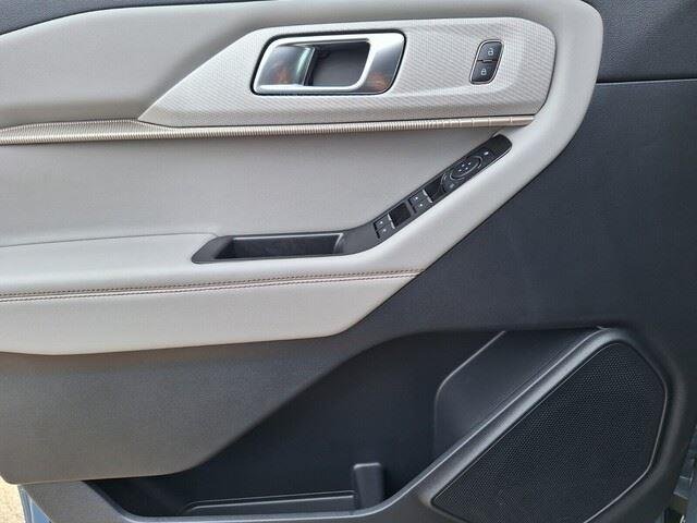 New 2026 Vapor Blue Metallic Ford Active image 21