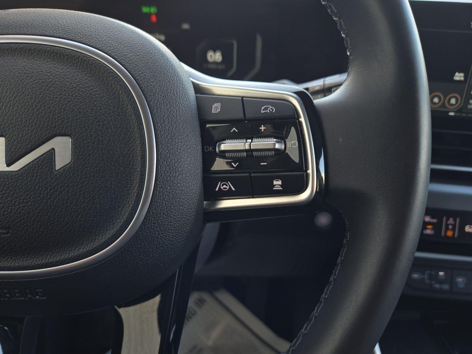 Used 2025 Ceramic Silver Kia SX image 20