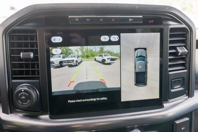 Used 2024 Gray Ford Lariat image 29
