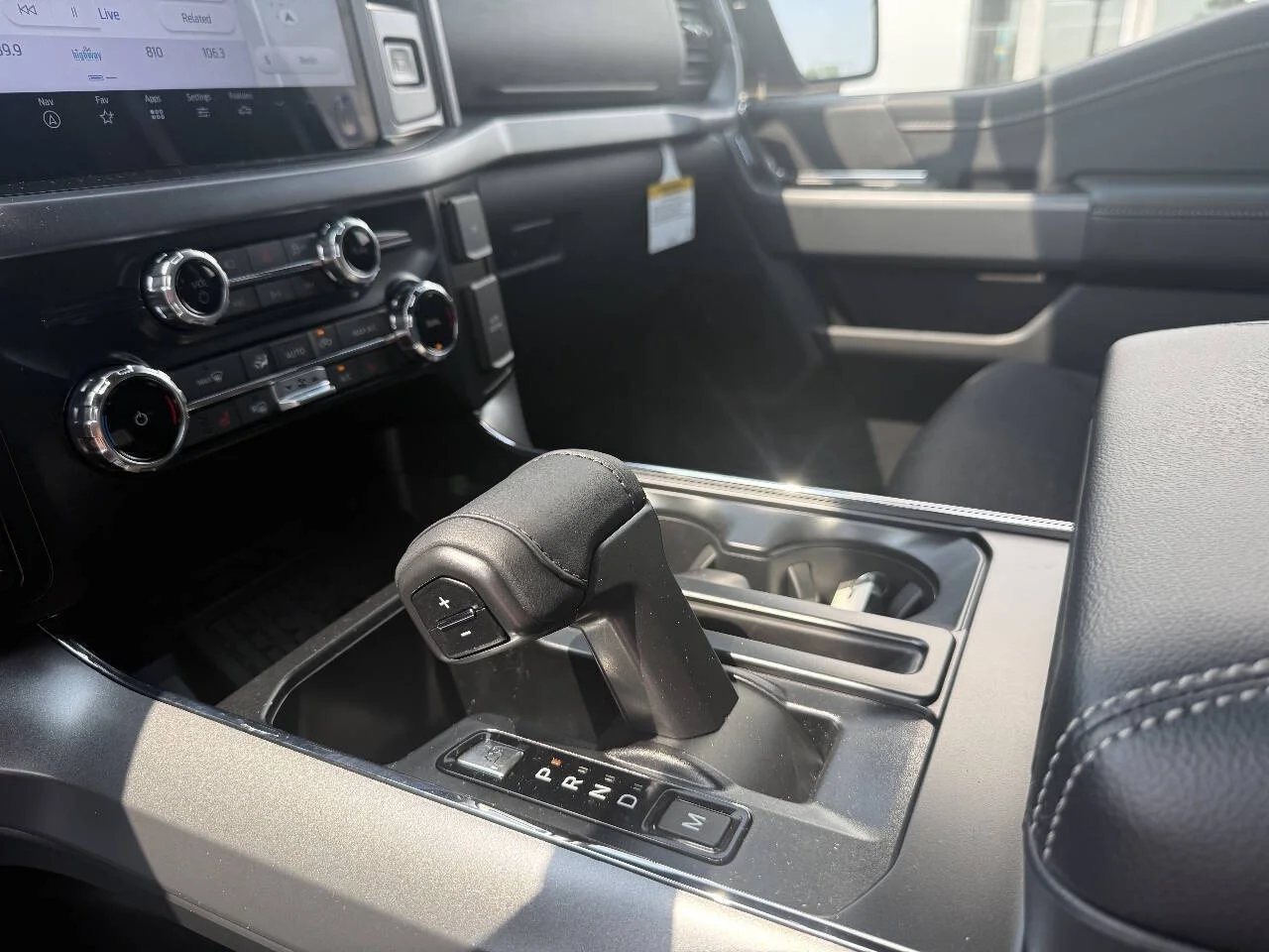 New 2026 Iconic Silver Metallic Ford XLT image 12