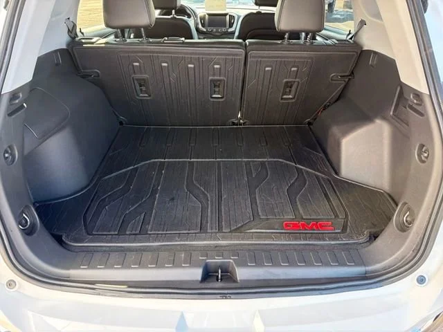 Used 2022 Summit White GMC SLT image 5