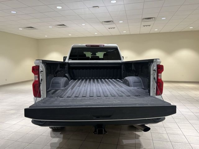 Used 2025 White Chevrolet Work Truck image 23
