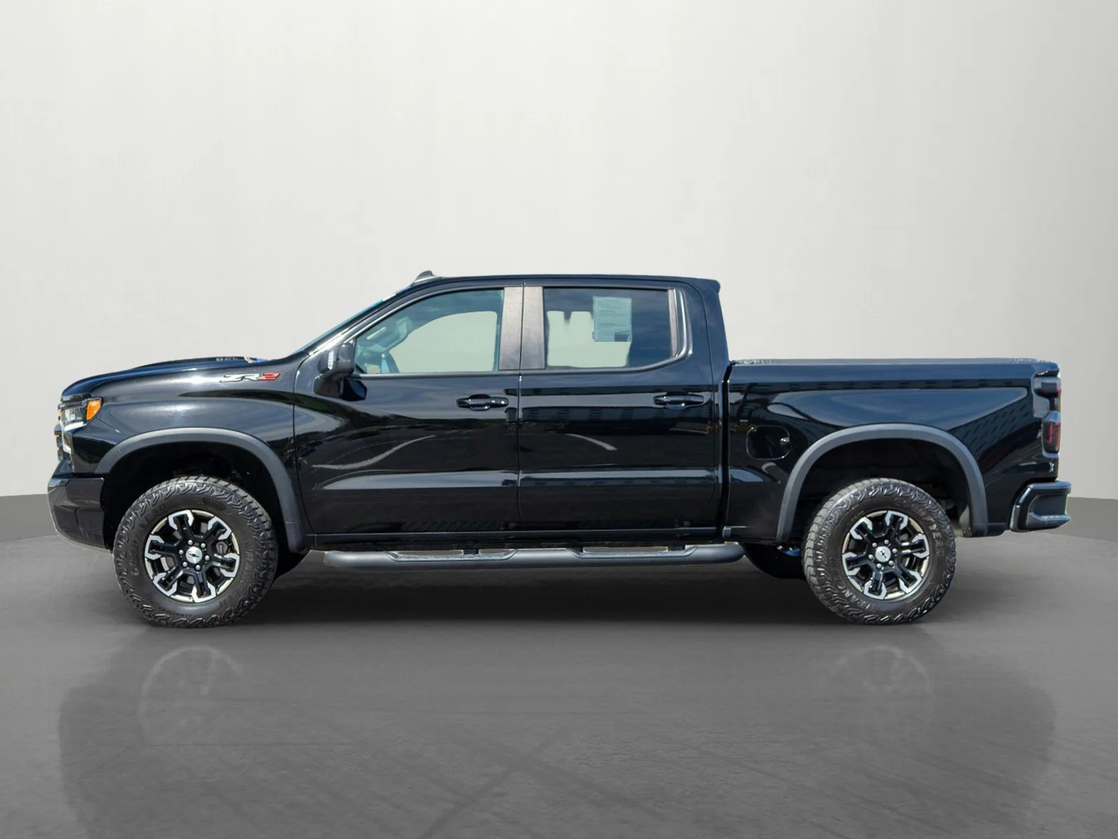 Used 2023 Black Chevrolet ZR2 image 5