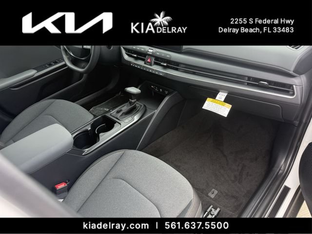 New 2026 Snow White Pearl Kia LXS image 9