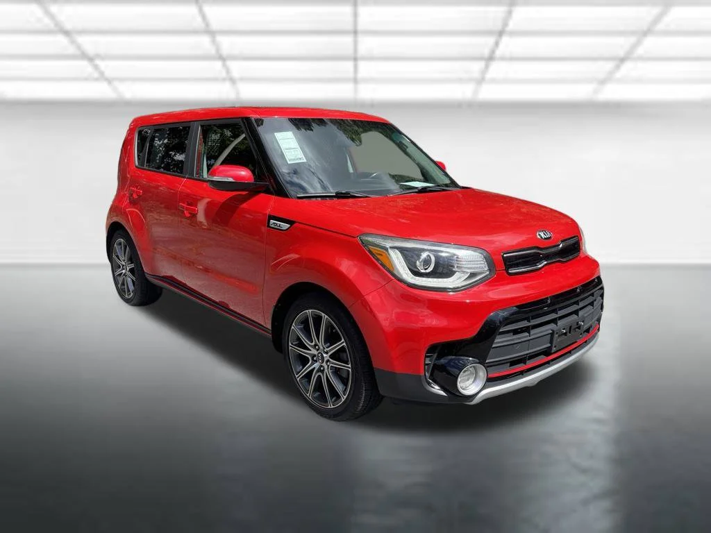 Used 2018 Red Kia Exclaim image 7