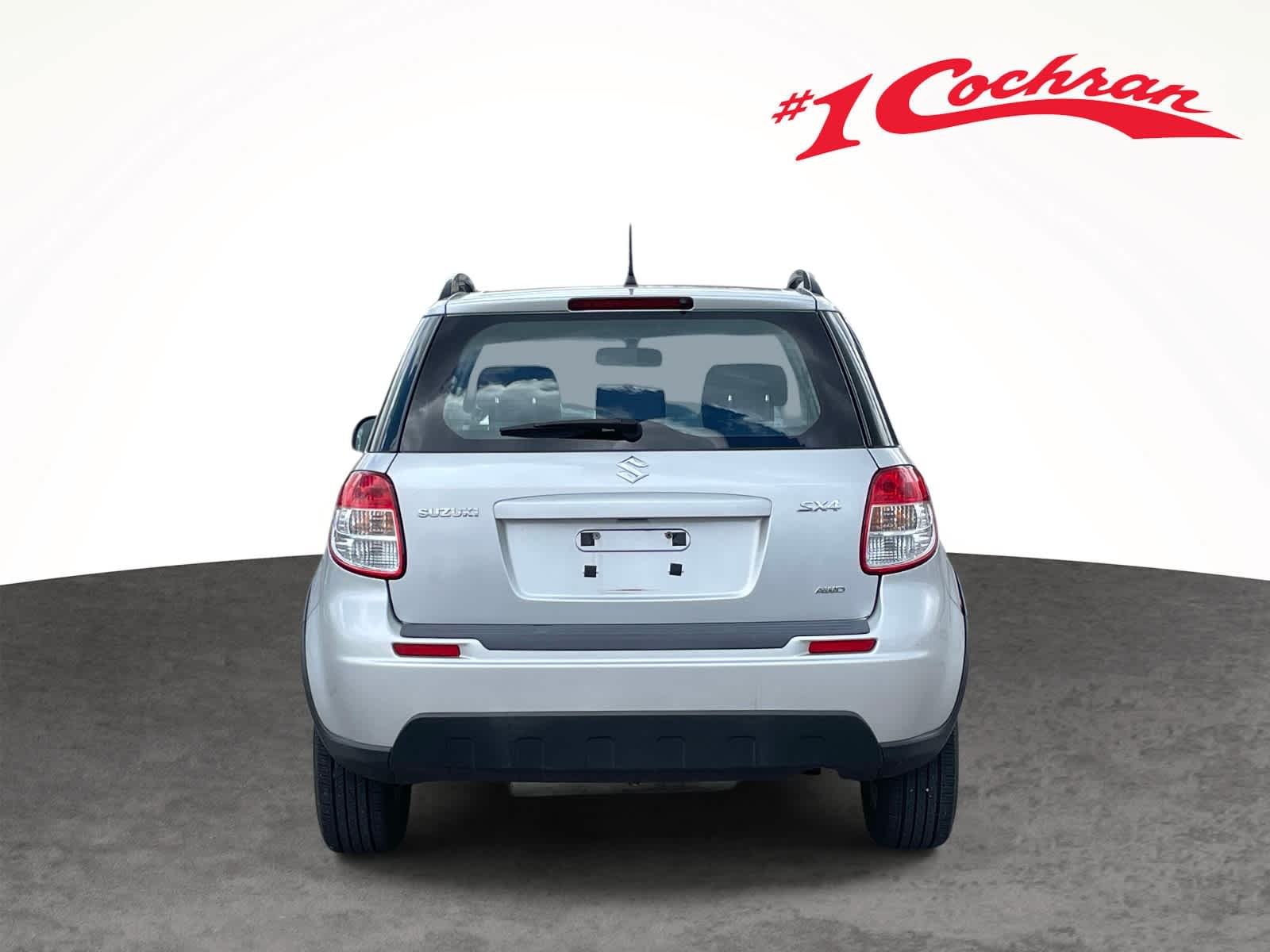 Used 2013 Metallic Star Silver Suzuki Crossover Premium image 8