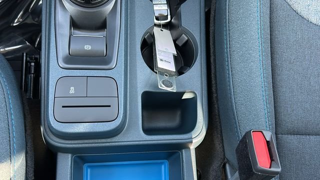 New 2025 Blue Ford XLT image 34