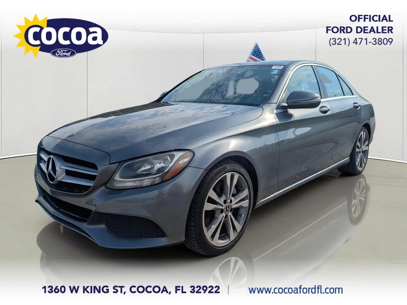 Used 2018 Gray Mercedes-Benz C 300 image 1