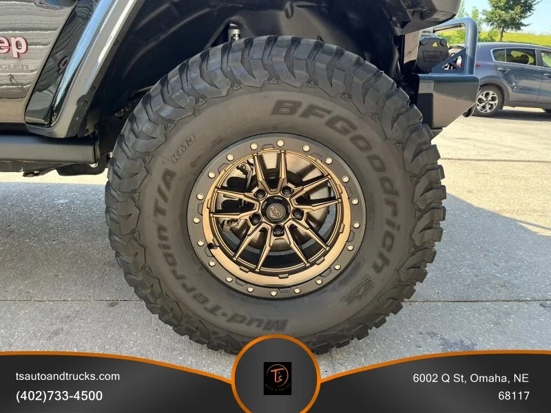 Used 2018 Black Jeep All New Rubicon Sport Utility 4D image 9