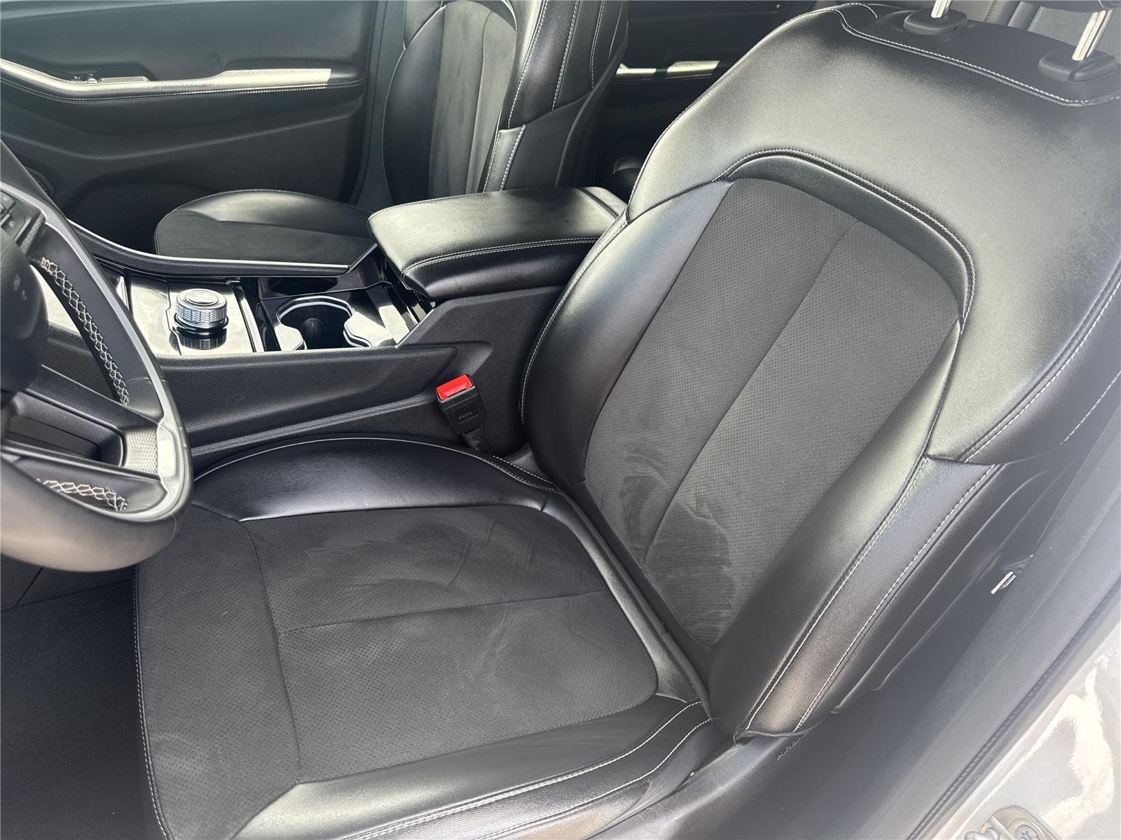 Used 2023 Bright White Clearcoat Jeep Altitude image 11