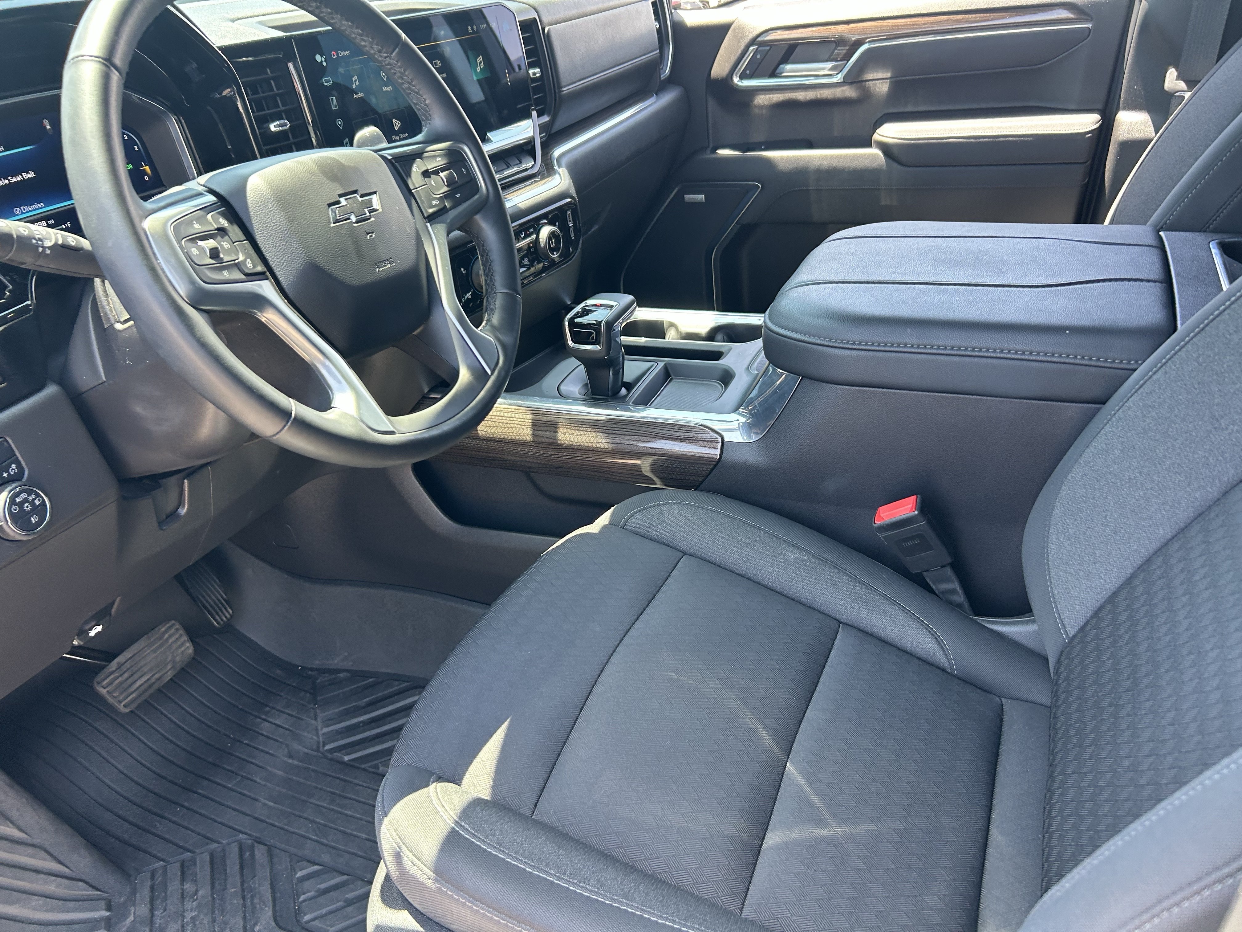 2024 Chevrolet Silverado 1500 LT Trail Boss - Photo 9