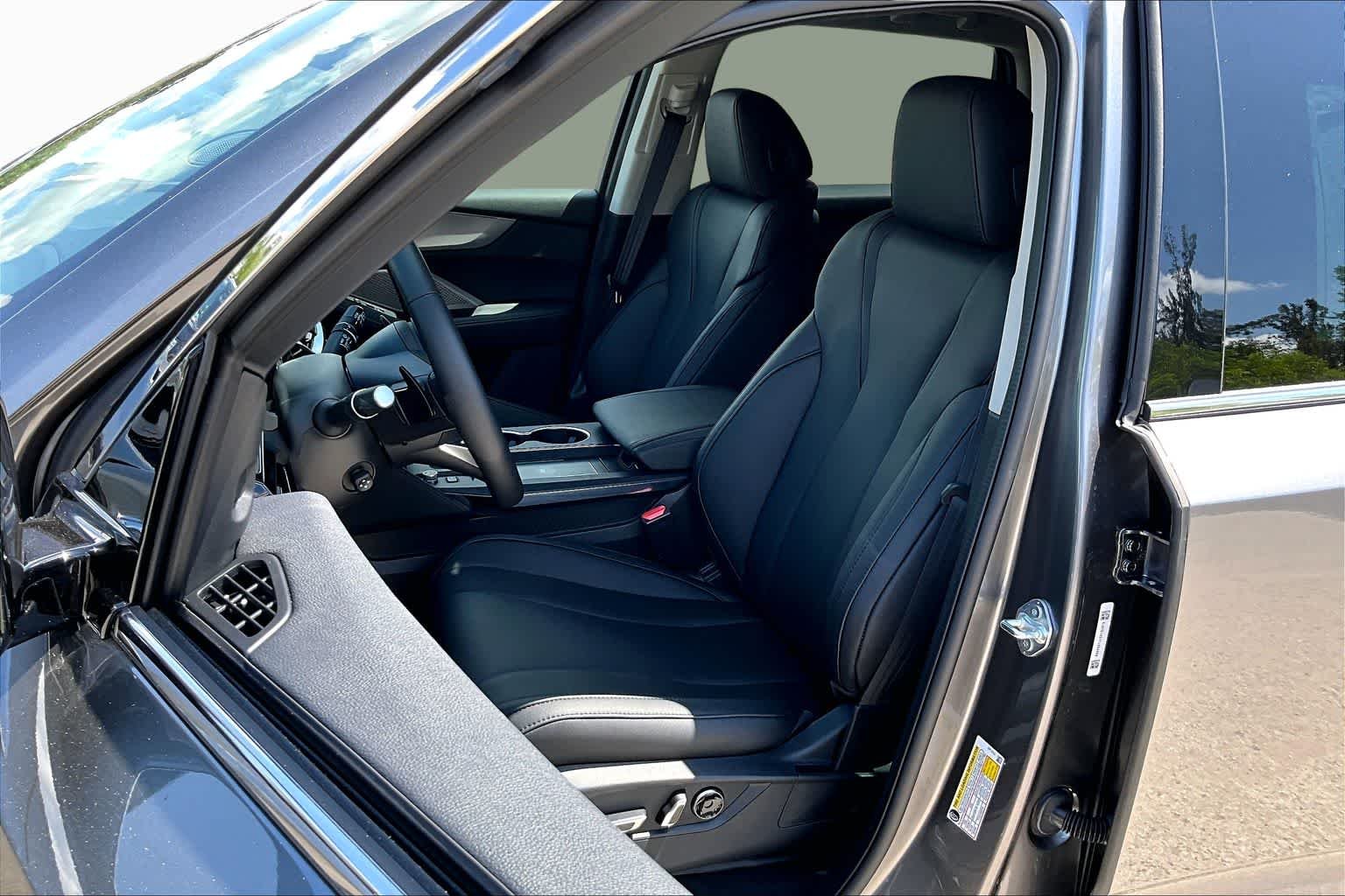 New 2026 Liquid Carbon Metallic Acura  image 9