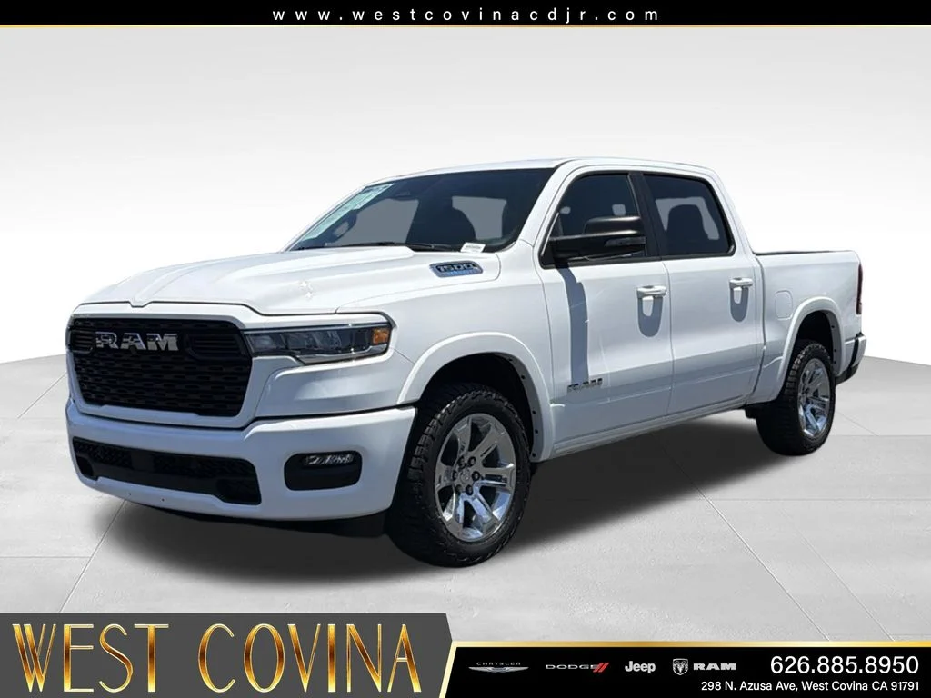 Used 2025 White Ram Big Horn/Lone Star image 5