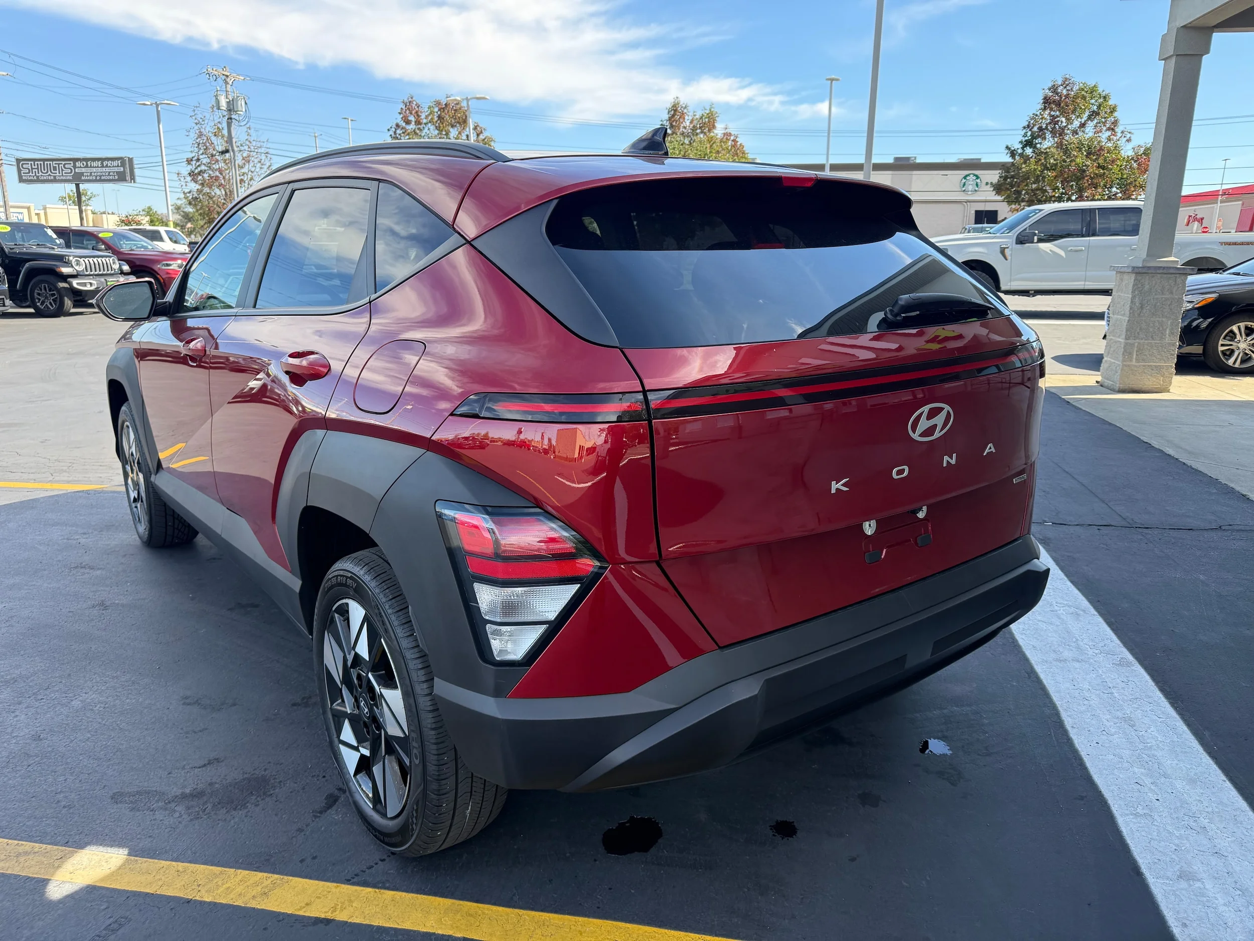 Used 2025 Ultimate Red Metallic Hyundai SEL image 4
