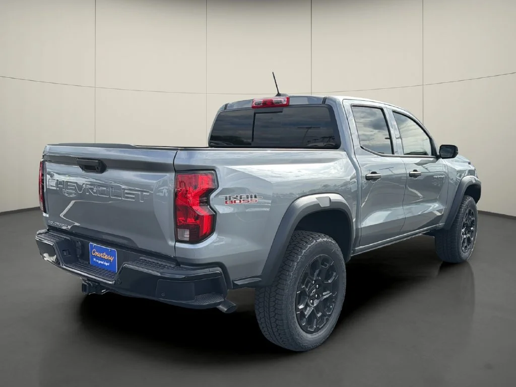 New 2026 Sterling Gray Metallic Chevrolet Trail Boss image 7