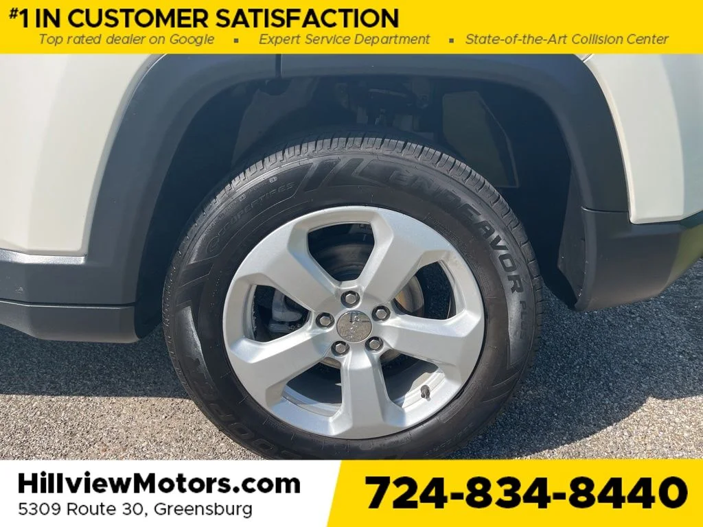 Used 2021 White Clearcoat Jeep Latitude image 12