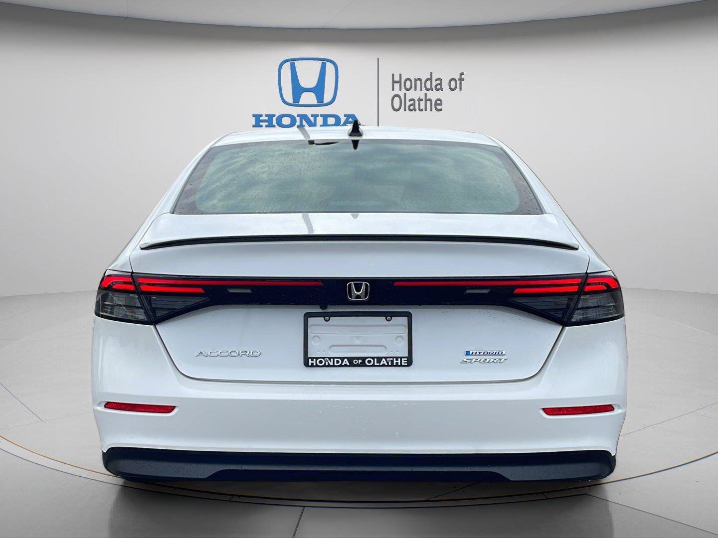 Certified Used 2024 Platinum White Pearl Honda HYBRID SPORT image 32