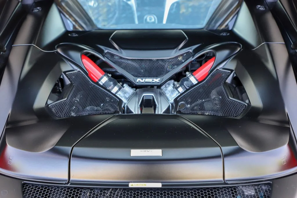 Used 2018 Red Acura  image 37