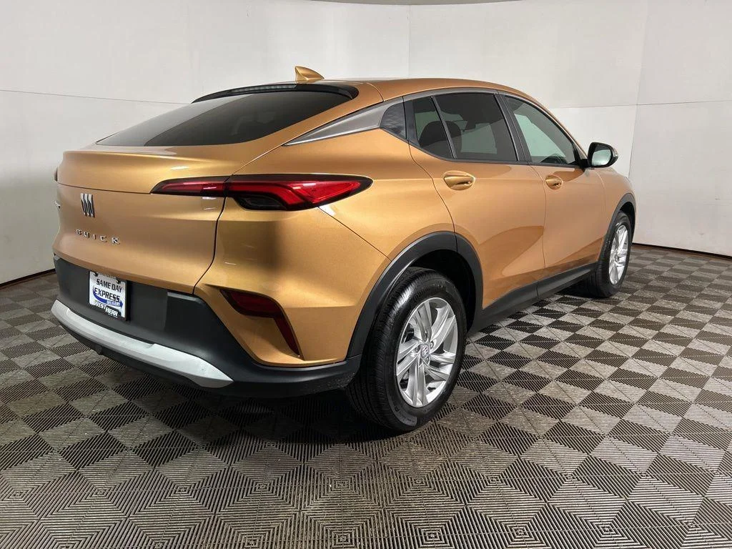 Used 2024 Copper Buick Preferred image 6