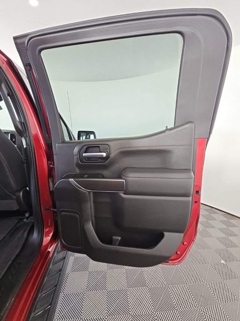Used 2022 Red GMC AT4 image 16