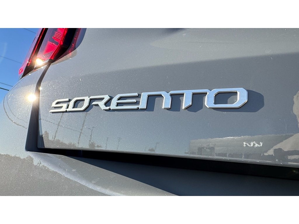 New 2026 Wolf Gray Kia S image 7