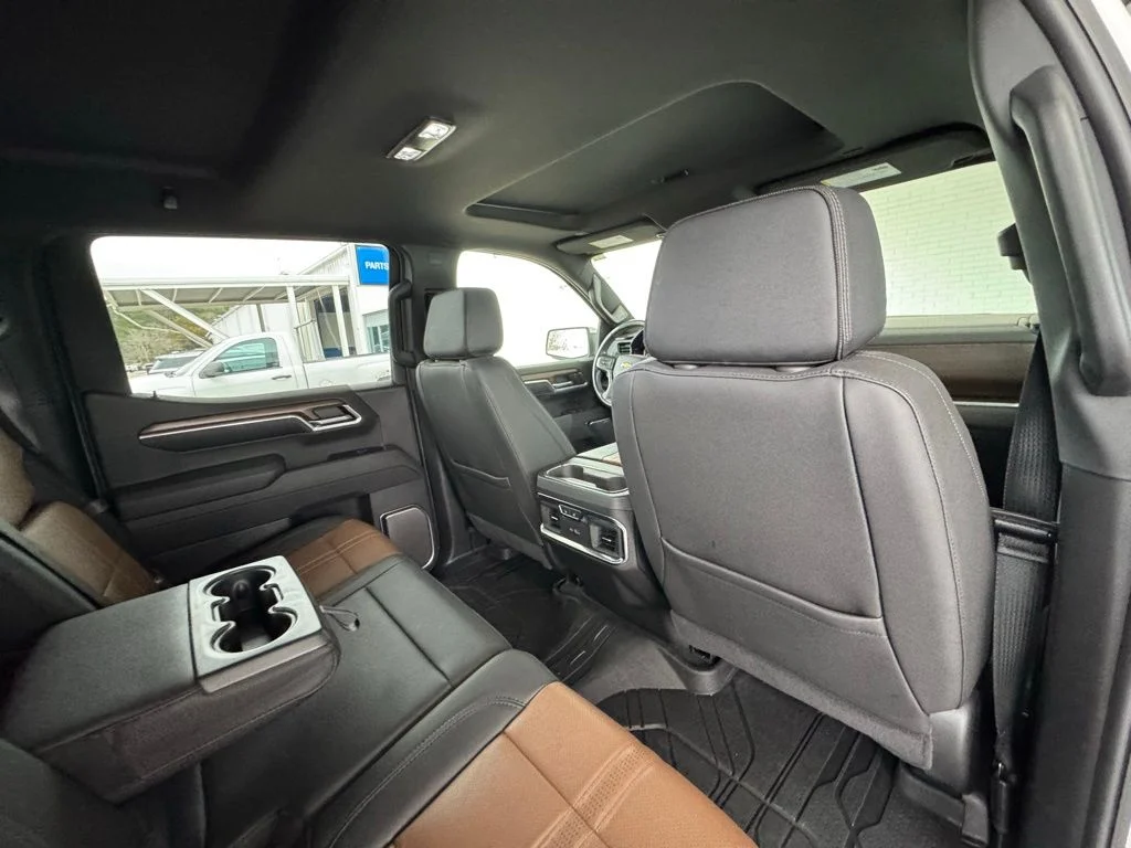 Used 2025 Beige Chevrolet High Country image 26