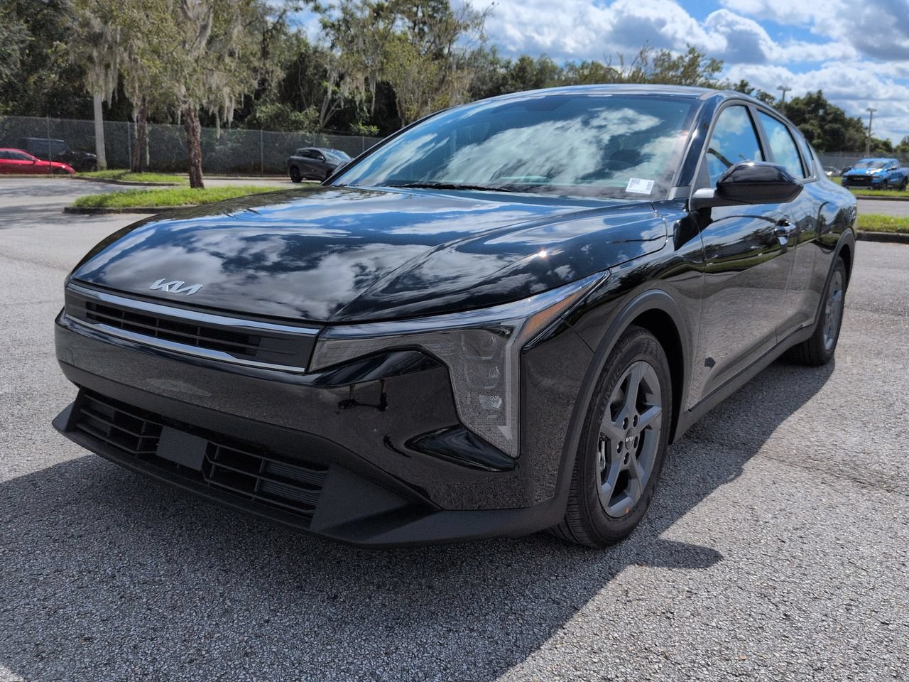 New 2027 Aurora Black Pearl Kia LXS image 9