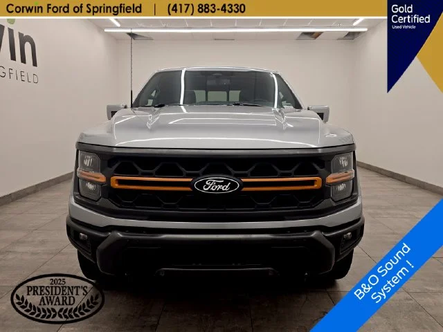 Certified Used 2025 Iconic Silver Metallic Ford Tremor image 8