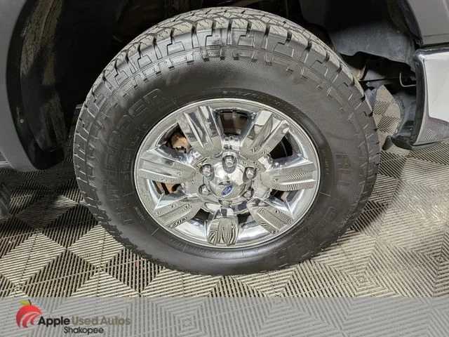 Used 2010 Black Ford XLT image 37