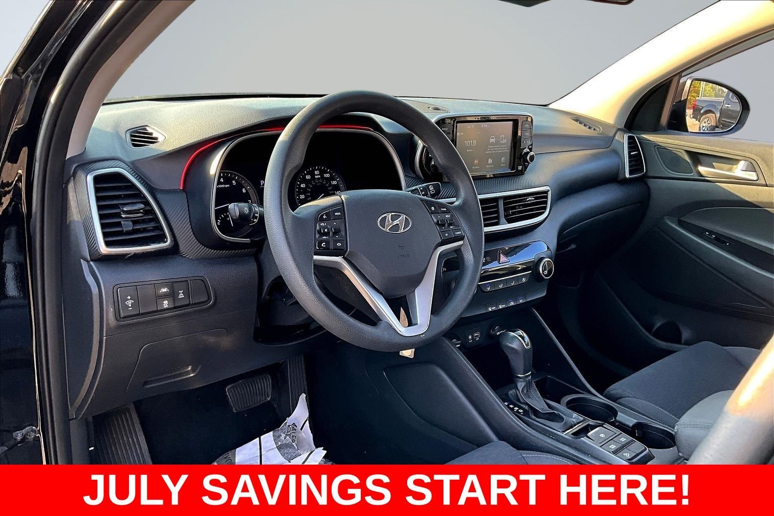 Used 2019 Black Hyundai SE image 16