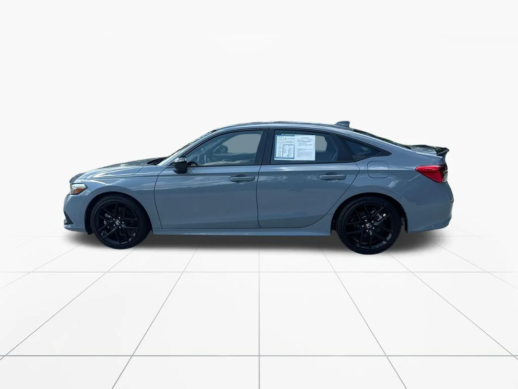 Used 2024 Sonic Gray Pearl Honda Base image 4