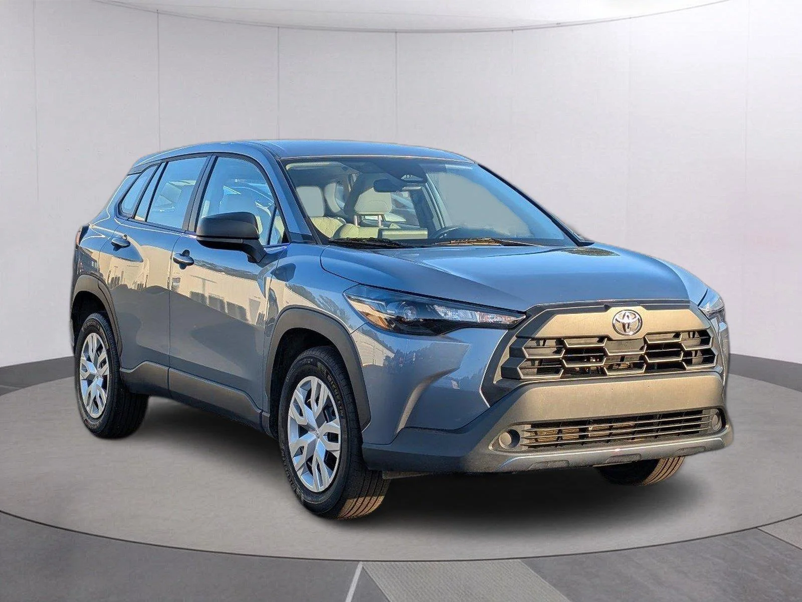 Used 2026 Celestite Toyota L image 9