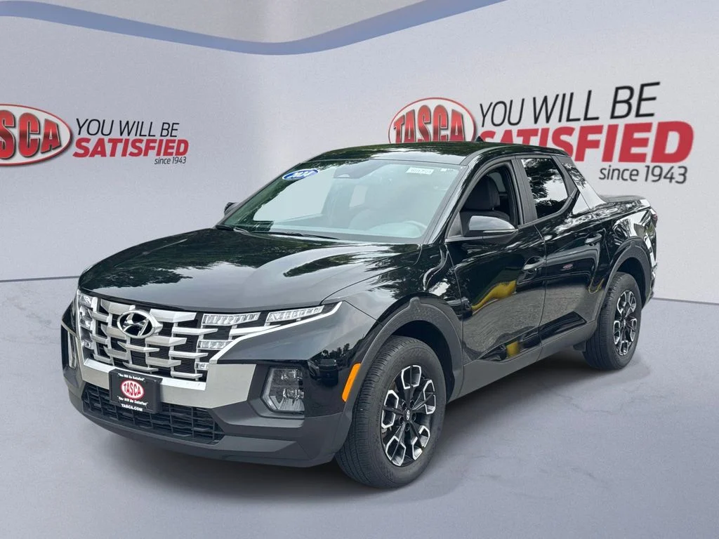 Used 2024 Black Hyundai SEL image 3