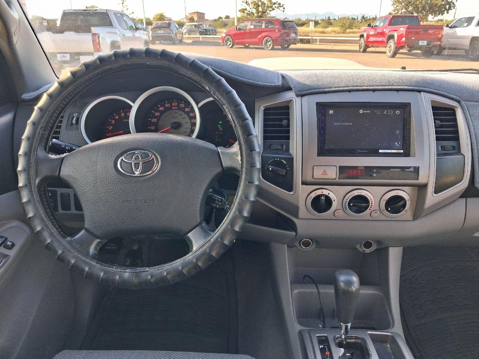 Used 2006 Silver Streak Mica Toyota Base image 22