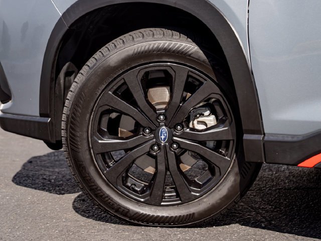 Used 2024 Ice Silver Metallic Subaru Sport image 11