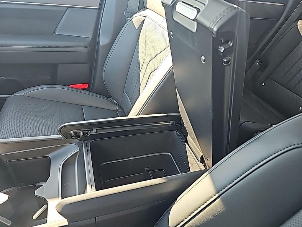 New 2026 Black Hyundai SEL image 21
