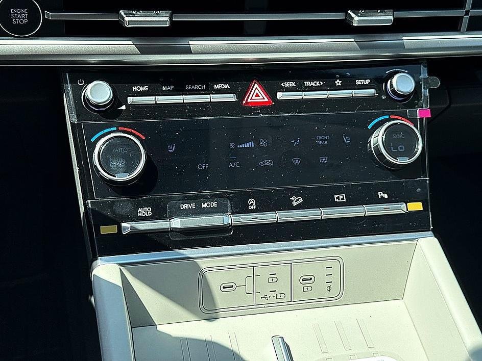 New 2026 Phantom Black Hyundai SEL FWD image 26