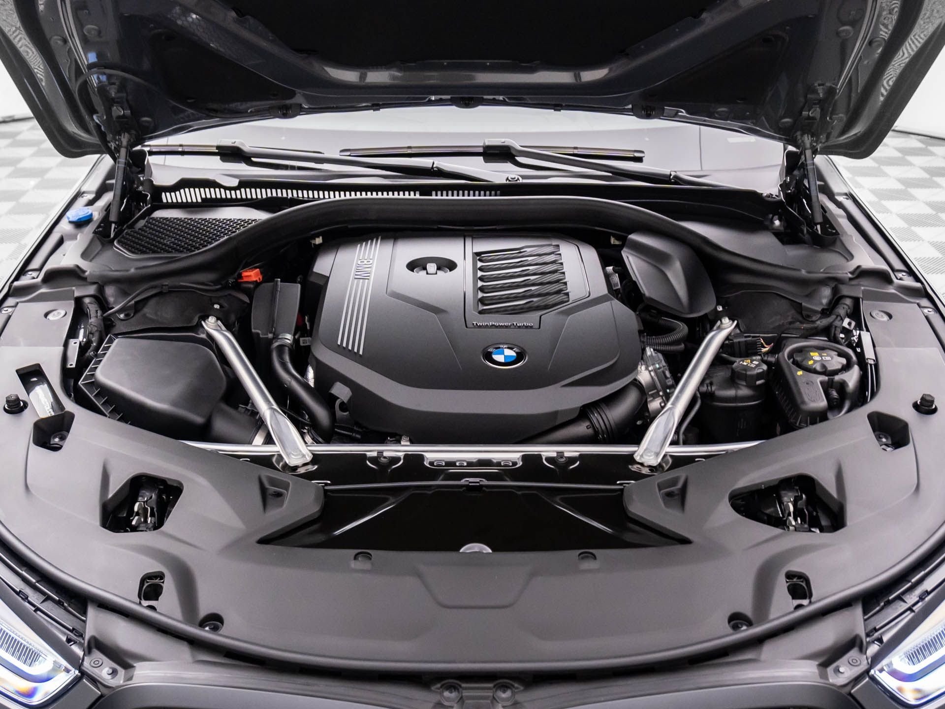 2026 BMW 8 Series 840i - Photo 31