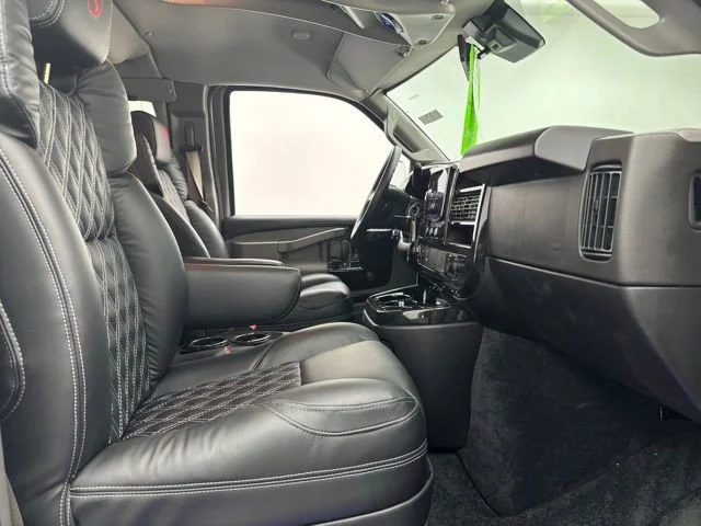 2026 GMC Savana Cargo Work Van - Photo 22