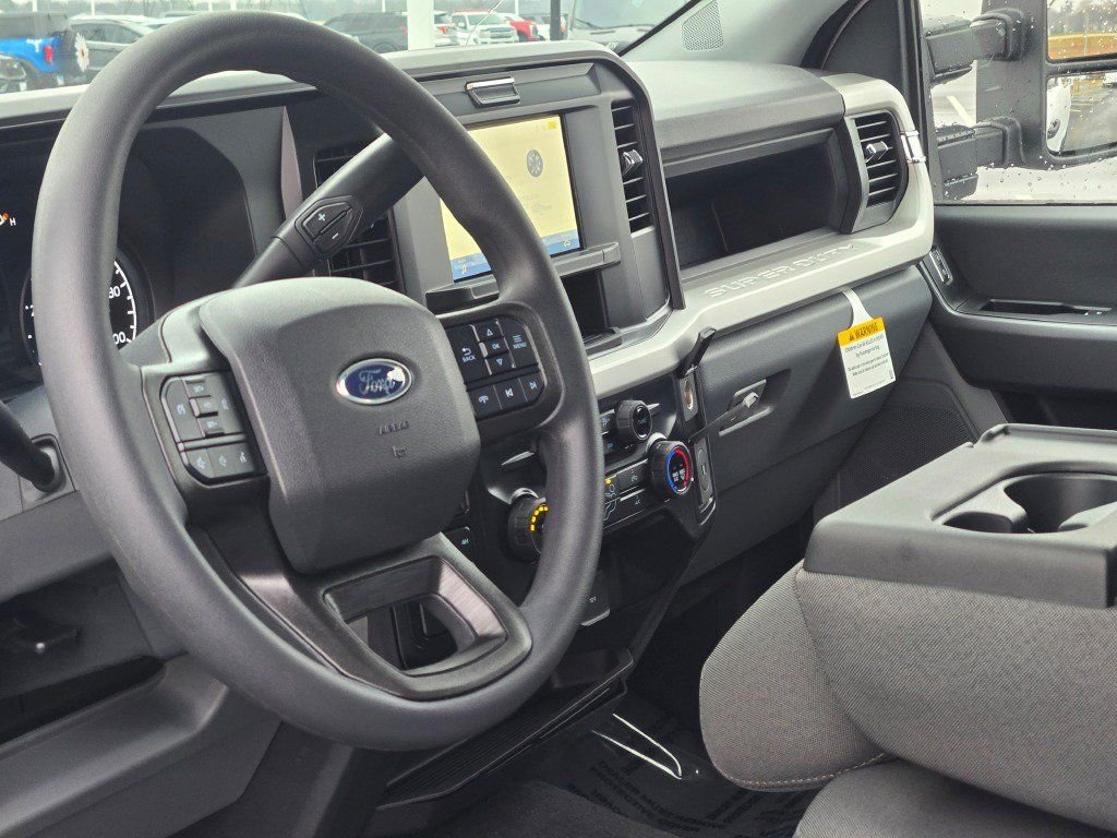 New 2026 White Ford XL image 24