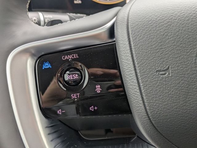 New 2026 BLACK OBSIDIAN INFINITI Luxe 2WD image 27