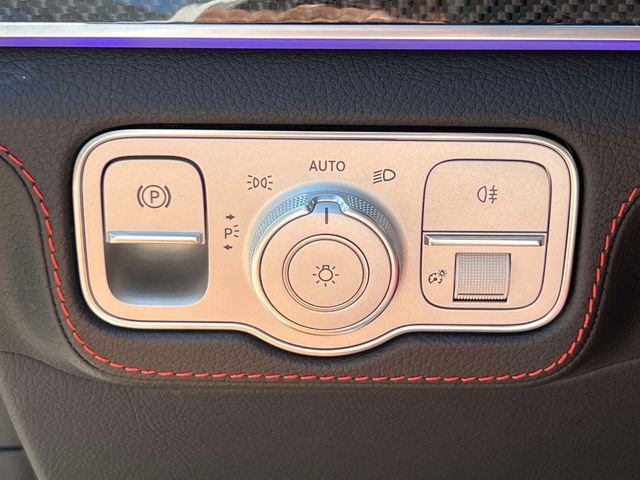 Certified Used 2022 White Mercedes-Benz GLE 53 AMG® image 23