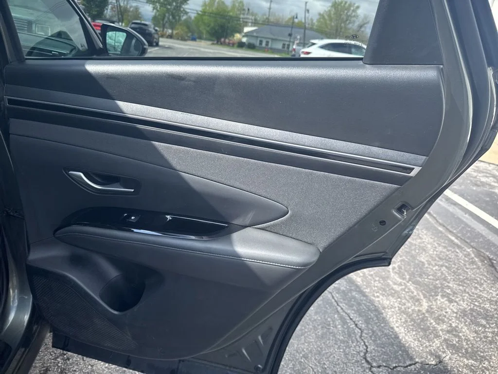 Used 2022 Gray Hyundai SEL image 38